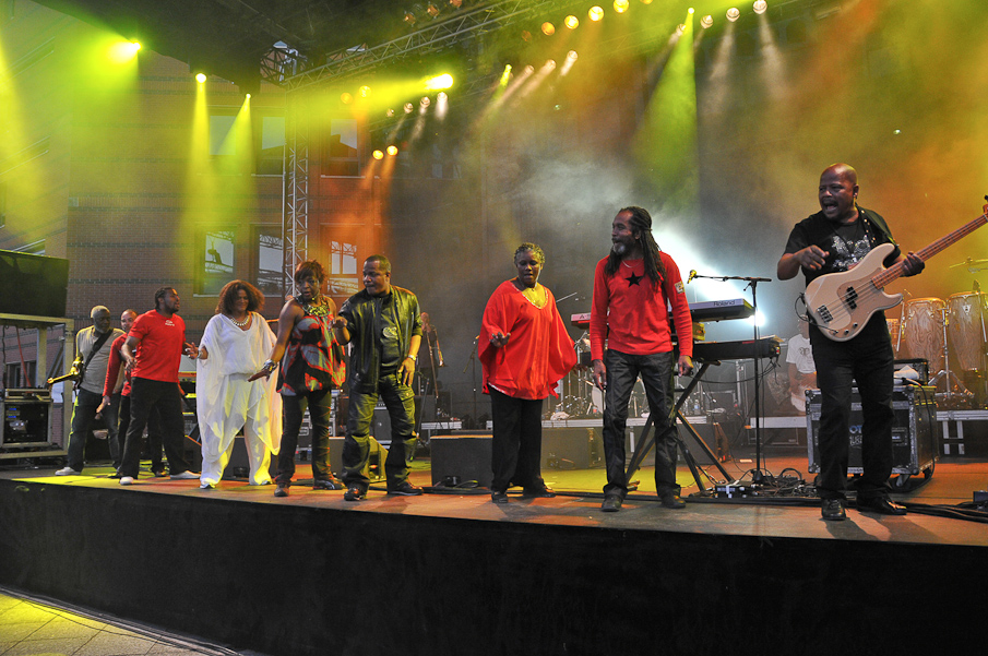 Fete de la Musique Evry 2009 - Kassav 335.jpg